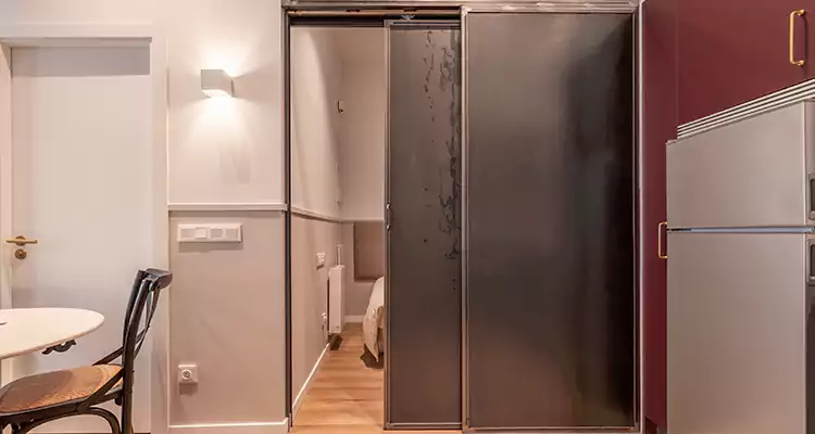 We Fix Closet Sliding Door in Stuart, FL 