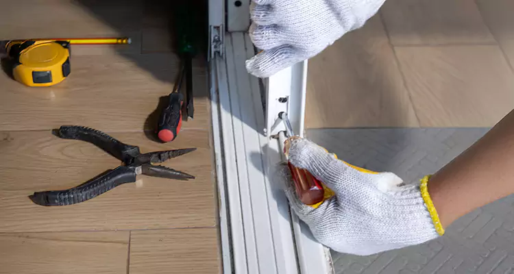 Screen Door Wheel Replacement in Stuart, FL