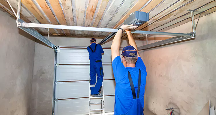 Garage Door Opener Technician in Stuart, FL